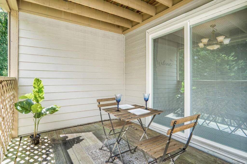 Peacefull Getaway 20 Mins From Airport Villa Шарлът Екстериор снимка